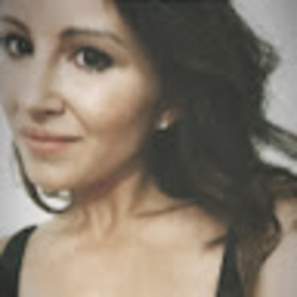 Profile Picture of Jodee Caruso (@jodee_caruso) on Poshmark