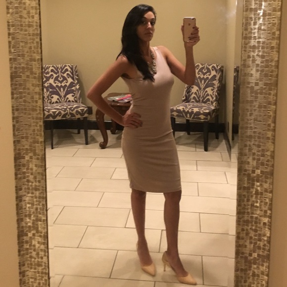 Profile Picture of Cynthia Davila (@4thelovecynthia) on Poshmark