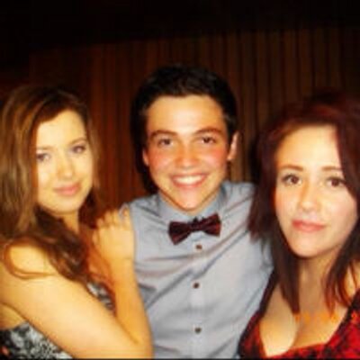 Profile Picture of Annabelle Powers (@AnnabellePower8) on Twitter