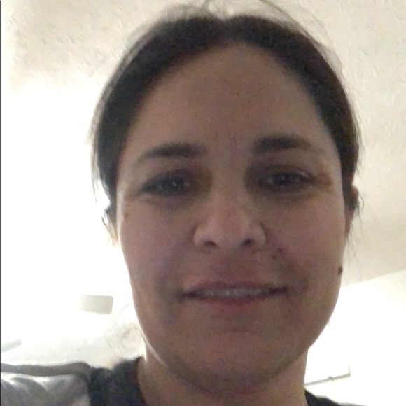 Profile Picture of A Cantu (@analauracan2) on Poshmark