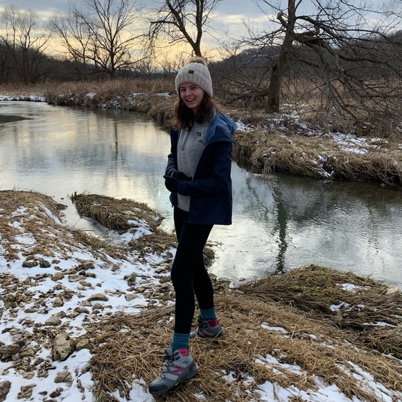 Profile Picture of Emma Belken (@belken0731) on Poshmark