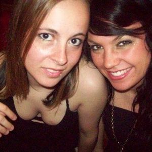 Profile Picture of Olivia Deering (@hithenameslivz) on Myspace