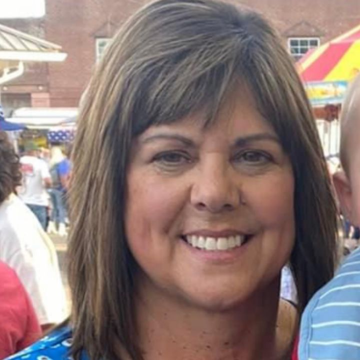 Profile Picture of Lisa Pratt (@lkpratt86) on Tiktok