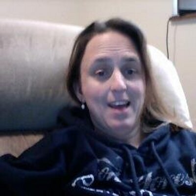 Profile Picture of Tammy Lesseski (@happypurplelov1) on Twitter