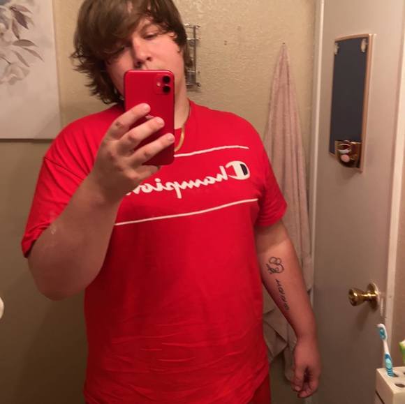 Profile Picture of Bèñjámîn Wèlls (@been_thuggin32) on Poshmark