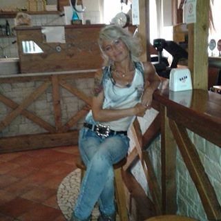 Profile Picture of Lara Calza (@Lara-Calza) on Facebook