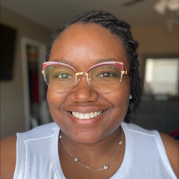 Profile Picture of Ayanna Tweedy (@dr_tweedy) on Poshmark