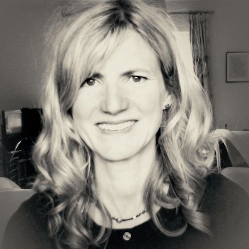 Profile Picture of Helen Reid (@reid_creative) on Twitter