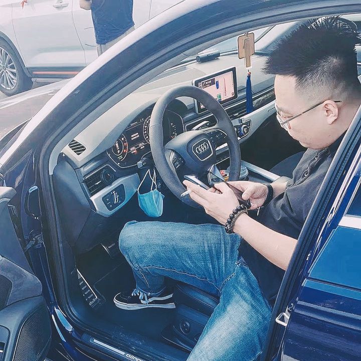 Profile Picture of Corvette64 (@howardlee831) on Tiktok