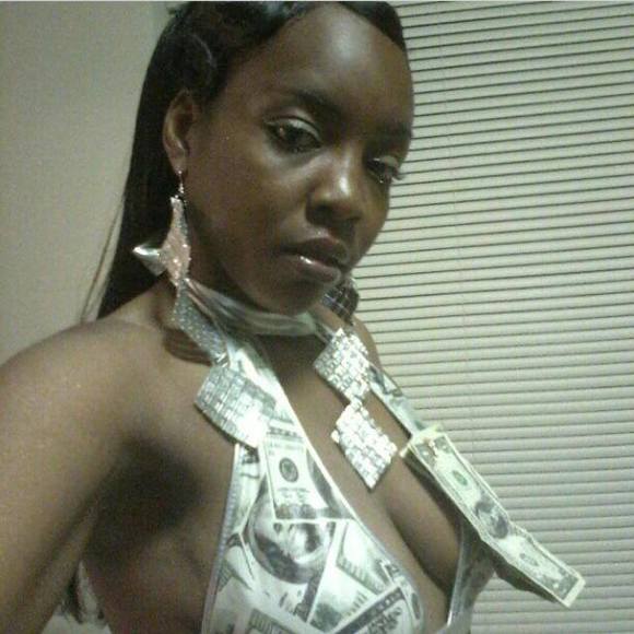 Profile Picture of Beverly Wilkinsburg (@sexysexy52482) on Poshmark