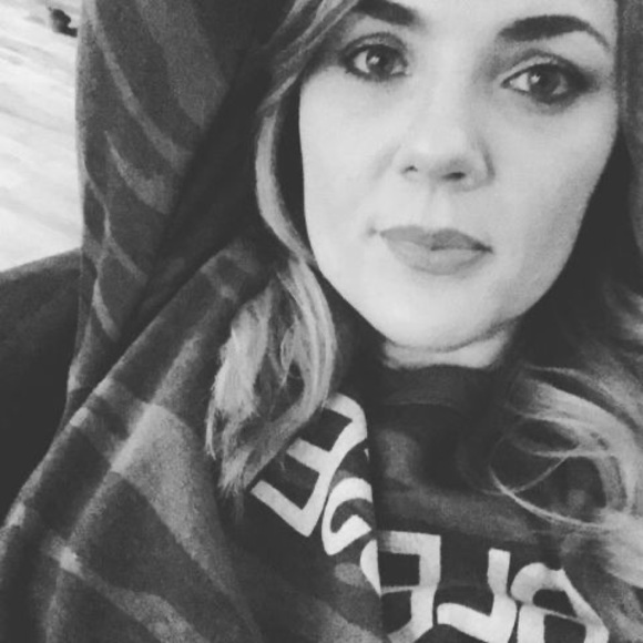 Profile Picture of Christina Backus (@christinabac812) on Poshmark