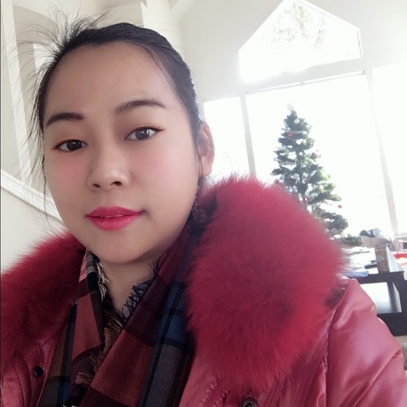 Xiaoyan Xiao - Poshmark Profile Picture of Xiaoyan Xiao (@xiaoyanxiao) on Poshmark
