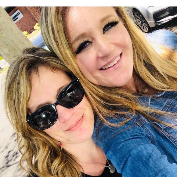 Morgan Handly - Poshmark Profile Picture of Morgan Handly (@morganhandly) on Poshmark