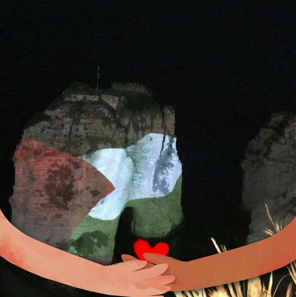 Profile Picture of Aysheh Algbeish (@ayshehalgbeish) on Poshmark