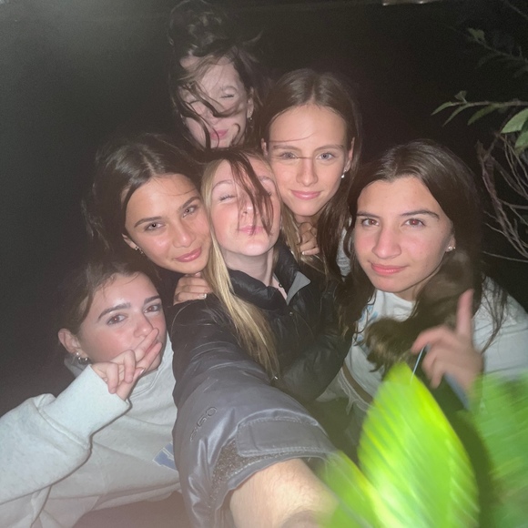 Profile Picture of Jasmine Heidari (@jasmine_129) on Poshmark