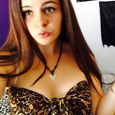 Profile Picture of Stephanie Enfield (@stephanieeleaa_) on Twitter