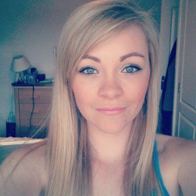 Profile Picture of Chloe Riggs (@ChloeRiggs1) on Twitter