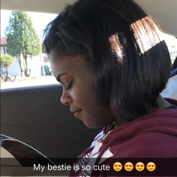 Profile Picture of Eternity Ballour (@prettyt___) on Poshmark