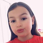 Profile Picture of Emily Holt (@emilycoco4) on Instagram