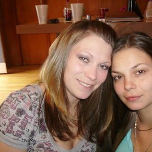 Profile Picture of Shelly Collins (@shellbell_420) on Myspace