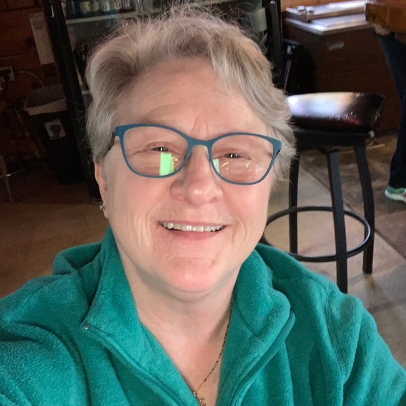 Profile Picture of Nancy Curotto (@nancycurotto) on Poshmark