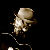 Profile Picture of Lenn Chapman (@lennchapman999) on Youtube