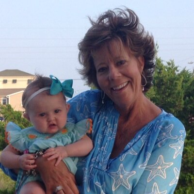 Profile Picture of Rhonda Hall (@unc4hall) on Twitter