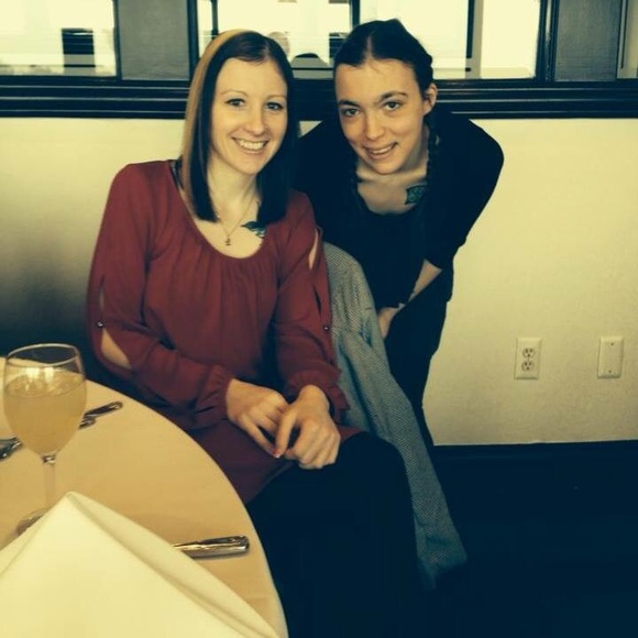 Profile Picture of Danielle Sloane (@mamagirl828485) on Poshmark