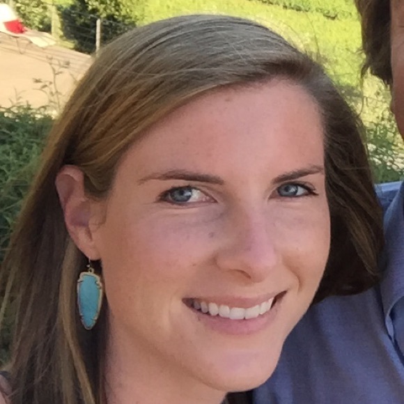 Kelly Cumpiano - Poshmark Profile Picture of Kelly Cumpiano (@kellycumpiano) on Poshmark