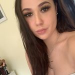 Profile Picture of 𝕊 𝕌 𝕄 𝕄 𝔼 ℝ ∙ ℂ ℝ 𝕐 𝕊 𝕋 𝔸 𝕃 (@summercrystal_duff) on Instagram