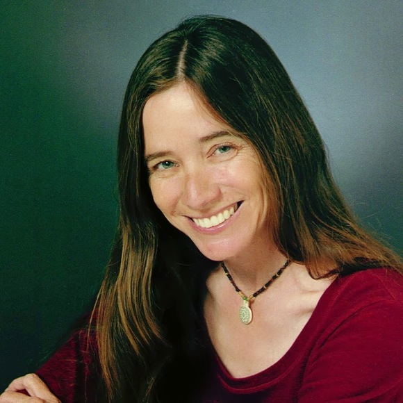 Lori Rowin - Poshmark Profile Picture of Lori Rowin (@lorirowin) on Poshmark