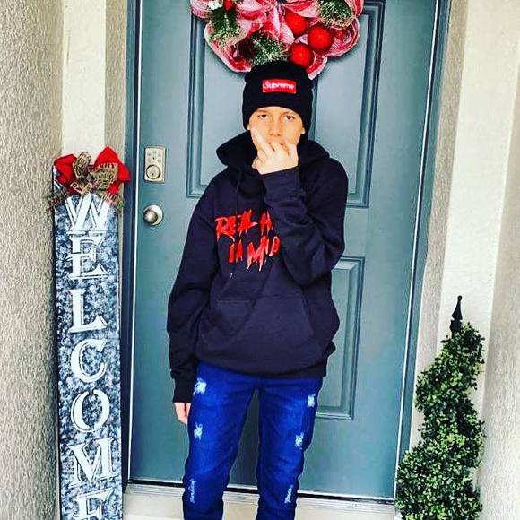 Profile Picture of Eric Sanchez (@ericsanchez429) on Poshmark