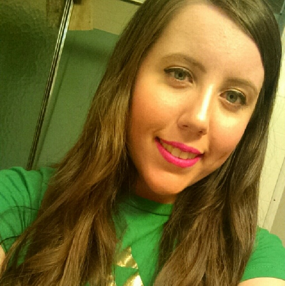 Profile Picture of Stephanie Balsamo (@persephone1513) on Poshmark