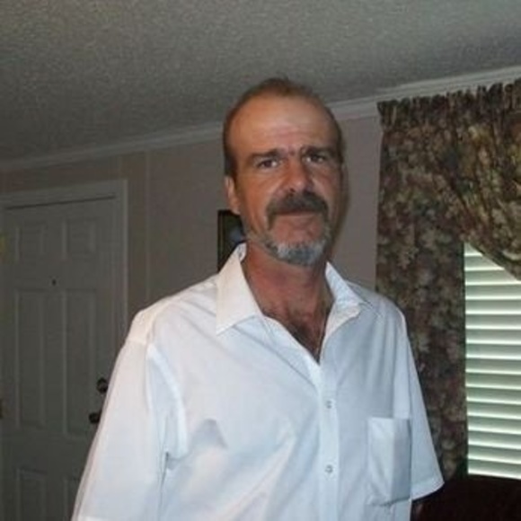 Tommy Fincher - Poshmark Profile Picture of Tommy Fincher (@tommyfincher15) on Poshmark