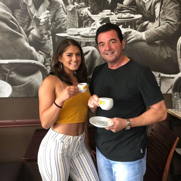 Maya Orlandella - Poshmark Profile Picture of Maya Orlandella (@mayapappya) on Poshmark