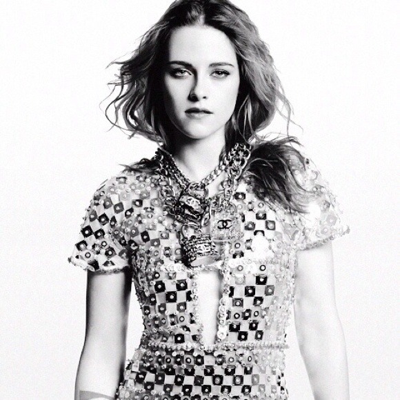 Profile Picture of Kristen Kristen (@beautifui) on Poshmark