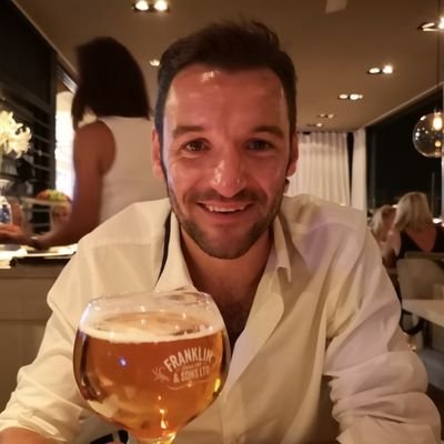 Profile Picture of Michael C Hope (@mikehopeUX) on Twitter