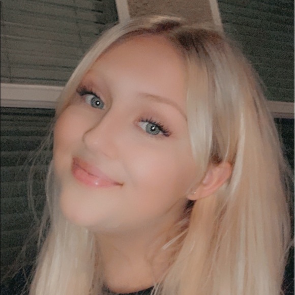 Profile Picture of Drew Bertussi (@drew_b193) on Poshmark