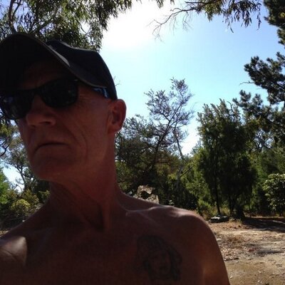 Profile Picture of Tony Hanlon (@tony_hanlon) on Twitter