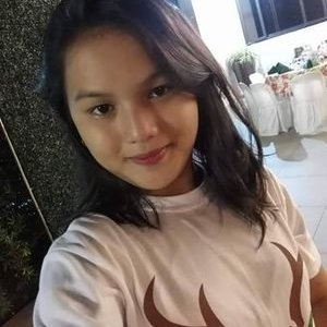 Profile Picture of Colleen Carlos (@colleenesguerra) on Twitter