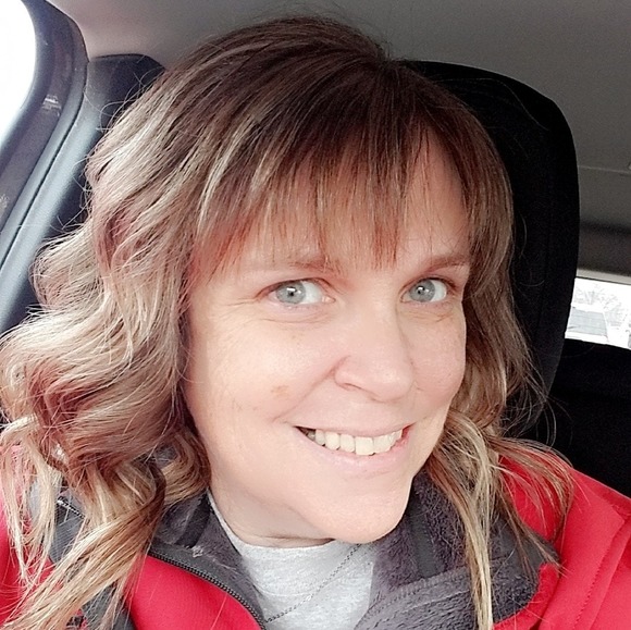 Profile Picture of Sherry Swanson (@navyvet92) on Poshmark