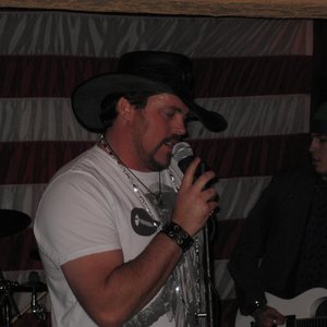 Profile Picture of Gary Desanti (@glstreesgary) on Myspace