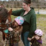 Profile Picture of Amanda Halverson (@ajhalvey) on Instagram