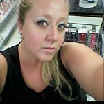 Profile Picture of Melissa Everhart Snyder (@bombshellblonde100) on Instagram