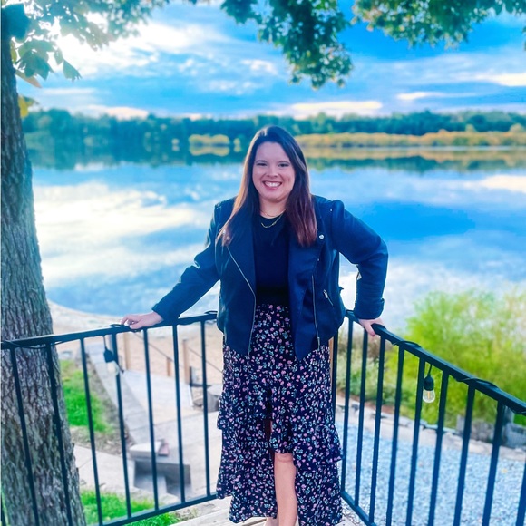 Profile Picture of Christian Graham (@cagraham1) on Poshmark