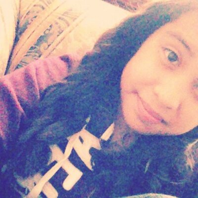 Profile Picture of Daniela Navaon Twitter