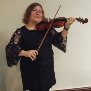 Profile Picture of Laurie Eilen (@lauriel84) on Myspace
