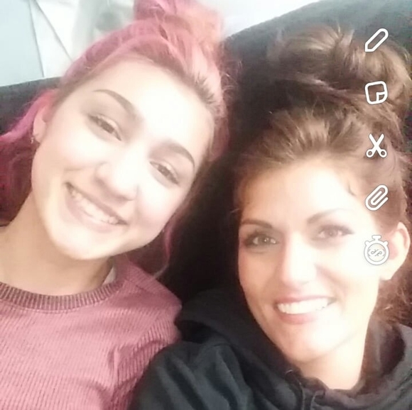 Profile Picture of Justina Bidinger (@justinabidinger) on Poshmark