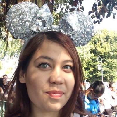 Profile Picture of Ashley Ramos (@ashleyramos) on Twitter