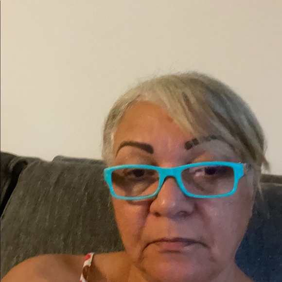 Leonor Vargas - Poshmark Profile Picture of Leonor Vargas (@leonor0406) on Poshmark